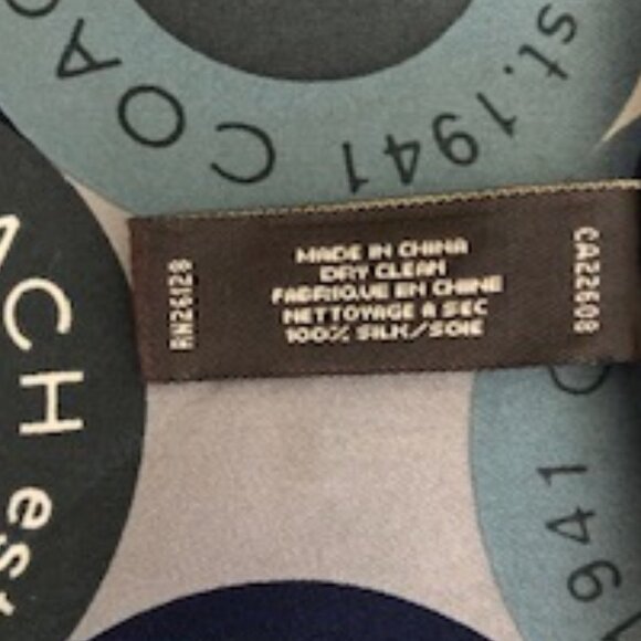 Vintage Coach 21" x 21" square scarf - Picture 3 of 3